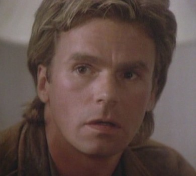 Angus MacGyver Trucs et Astuces - 1x22 Assassin sous Contrat - MacGyver