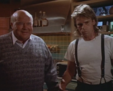 Angus MacGyver Trucs et Astuces - 5x07 Entrée en Fac - Peter Thornton et MacGyver