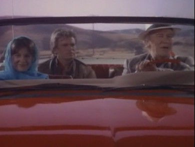 Angus MacGyver Trucs et Astuces - 2x10 Hollywood Nous Voilà ! - MacGyver à bord de la Cadillac