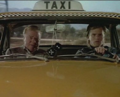 Angus MacGyver Trucs et Astuces - 2x18 Associés - Mac et Pete, 7 ans plus tôt, au volant du taxi de Jack