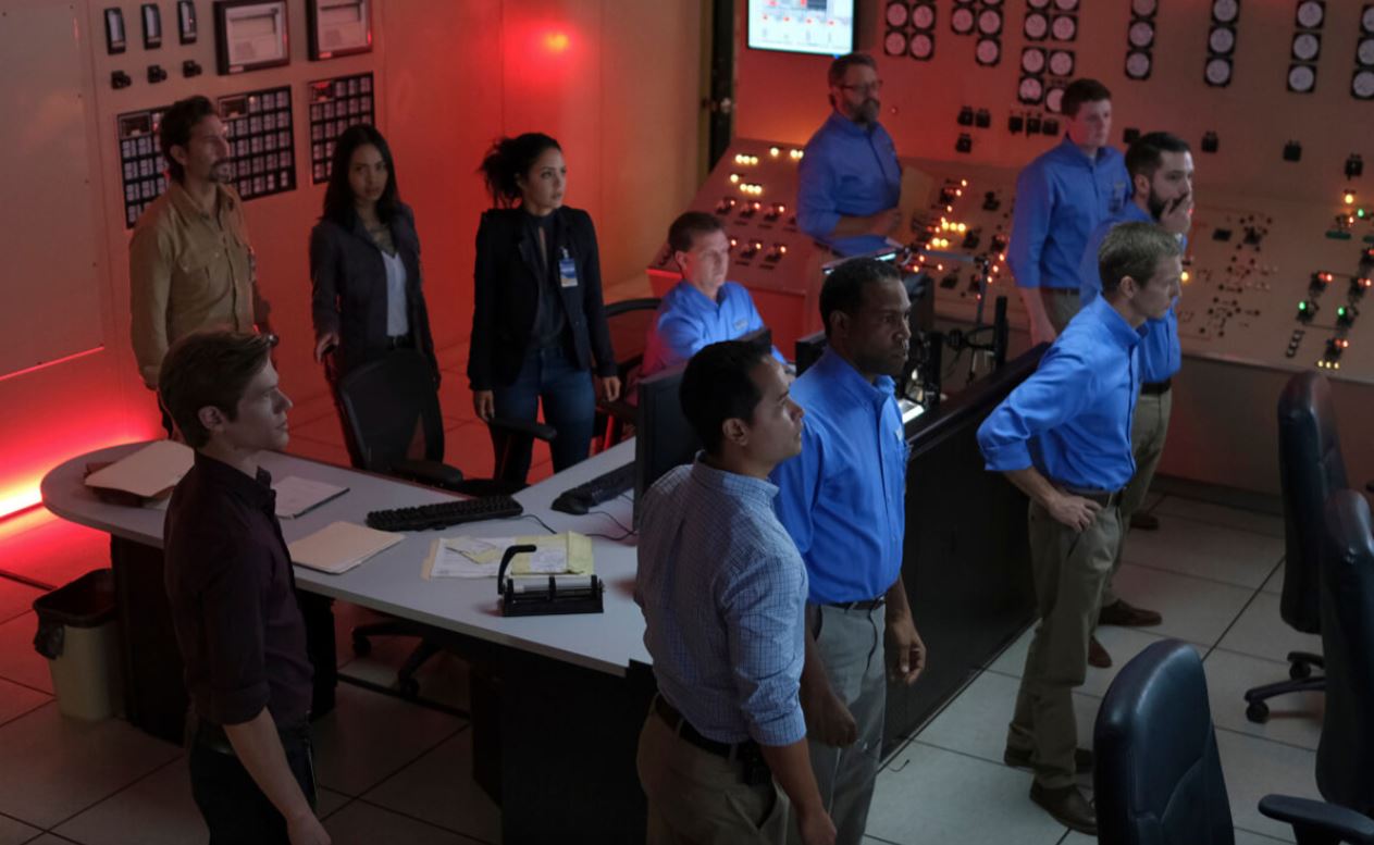 Angus MacGyver Trucs et Astuces - 4x09 Code Nemesis - La centrale nucléaire est sur le point d'exploser Angus MacGyver Trucs et Astuces - 4x09 Code Nemesis - La centrale nucléaire est sur le point d'exploser