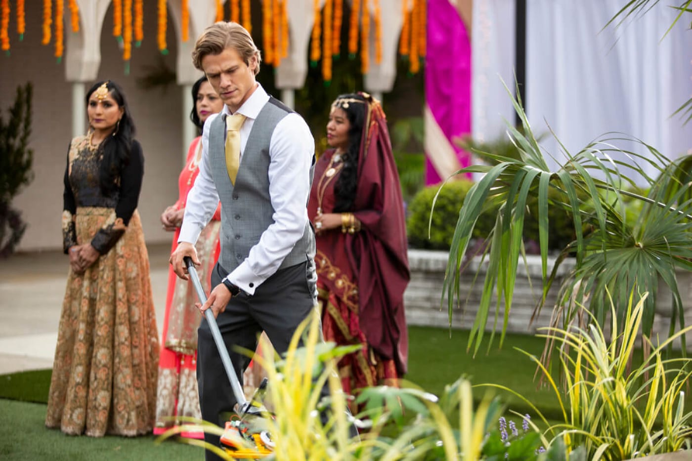 Angus MacGyver Trucs et Astuces - 5x12 Mariage princier - 3